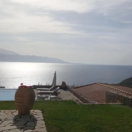 Princess Of Blue Eagles Retreat Villa Skaloma