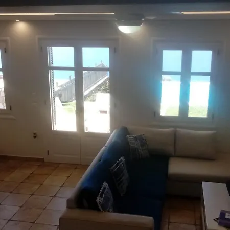 Princess Of Blue Eagles Retreat Villa Skaloma